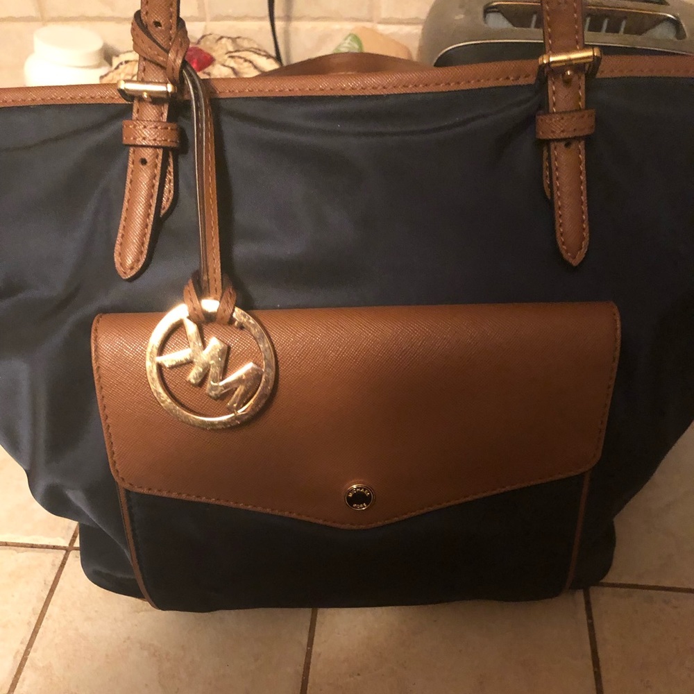 Michael Kors tote